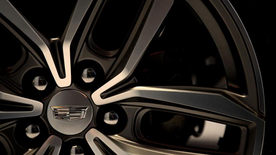 Колеса Cadillac XT4 Sport 2018 года  (NA) (фото 28 из 61)